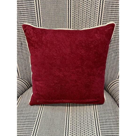 Vtg Wool Needlepoint Cupcake Pillow 15” Square Velvet Back - Picture 4 of 5